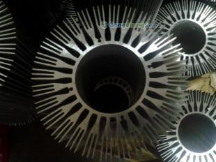 供應外徑150內徑67MM太陽花散熱器_冶金礦產_世界工廠網中國產品信息庫