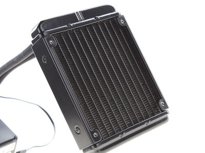 全民水冷!酷冷Seidon 120V散熱器評測